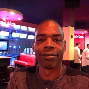 Meet your Posher, Johnjohn